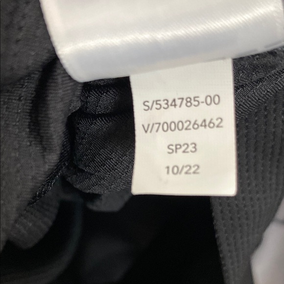 Athleta Venture Out Dress Black Sporty Featherweight Stretch Size 10 - Picture 14 of 16